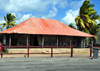 Labattoire, Petite-Terre, Mayotte: creoule house on the causeway - Boulevard des Crabes - photo by M.Torres