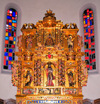 Andorra la Vella, Andorra: St Esteve Church - baroque altar - gilded woodcarving - photo by M.Torres