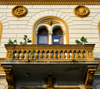 So Paulo, Brazil: Italianate facade of the Saraiva bookshop building, originally built for Hotel Paulista - balcony on corbels with balusters and elegant arched double window with mullion - Praa Doutor Joo Mendes - photo by M.Torres