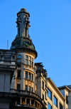 So Paulo, Brazil: Rolim building with bronze covered dome and a lighthouse style  lantern that produces a green light a night - S square and Floriano Peixoto street - Catalan modernism office building by architect Hippolyto Gustavo Pujol - photo by M.Torres