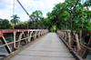 Naranjito, Puntarenas province, Costa Rica: suspension bridge - photo by M.Torres