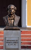 Puerto Plata, Dominican republic: bust of Juan Pablo Duarte, free mason, 33rd degree - founder of the D.R. - Restauracin masonic lodge - Logia Restauracin - J.P. Duarte y Diez fundador de la Repblica Dominicana - photo by M.Torres