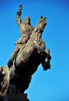 Quito, Ecuador: Bolvar equestrian statue - Plaza Simn Bolvar - the Venezuelan liberator stands in front of Parque La Alameda - sculptors Jacques Zwobada and Rene Letourneur and architects Felix Bruneau, Rene Marouzeau and Luis Emilio Galey - photo by M.Torres