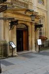 England - Bath (Somerset county - Avon): Entrance to the Pump Room at the Roman Baths - photo by C. McEachern