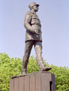 France - Paris: De Gaulle walks away from America - rond-point des Champs Elyses (photo by M.Bergsma)