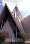 Mozambique / Moambique - Maputo / Loureno Marques: Church of Sto Antonio de Polana - igreja de Santo Antonio de Polana - o espremedor de laranjas (rua Kwame Nkrumah, antiga rua de Nevala) - architect: Nuno Craveiro Lopes - photo by F.Rigaud