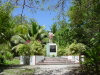 Northern Marianas - Saipan - Managaha island: monument to Aghurubw, the navigator (photo by Peter Willis)