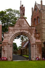 Orkeny island - Kirkwall- St Magnus Cathedral - Archway - photo by Carlton McEachern