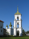 Russia -  Kargopol -  Arkhangelsk Oblast: belltower - Cathedral Square - Church of St. John the Precursor in the background - photo by J.Kaman