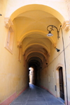 Cagliari, Sardinia / Sardegna / Sardigna: Via Corte d'Appello, passage through the former Jesuit college, now the Faculty of Architecture - entrance next to chiesa di Santa Maria del Monte - Universit degli Studi di Cagliari - Facolt di Architettura - Jewish quarter - quartiere Castello - photo by M.Torres