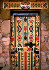 Saudi Arabia - Asir province - Khamis Mushayt / AHB: Bin Hamsen typical village - door - geometrical motives - photo by F.Rigaud