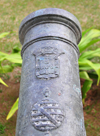 Mahe island, Seychelles: Victoria - Portuguese cannon - one of many at the Seychelles National Library - Francis Rachel St. - photo by M.Torres