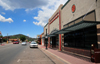 Williams, Coconino County, Arizona, USA: on main street - part of the historical Route 66 - the last town to have its section of US 66 bypassed - photo by M.Torres