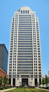 Louisville, Kentucky, USA: AEGON Center from the front lawn - skyscraper designed by architect John Burgee - formely known as Capital Holding Center and Providian Center - constructed of reinforced concrete, crowned with a Romanesque dome, currently the tallest building in the state of Kentucky - West Marketstreet - photo by M.Torres